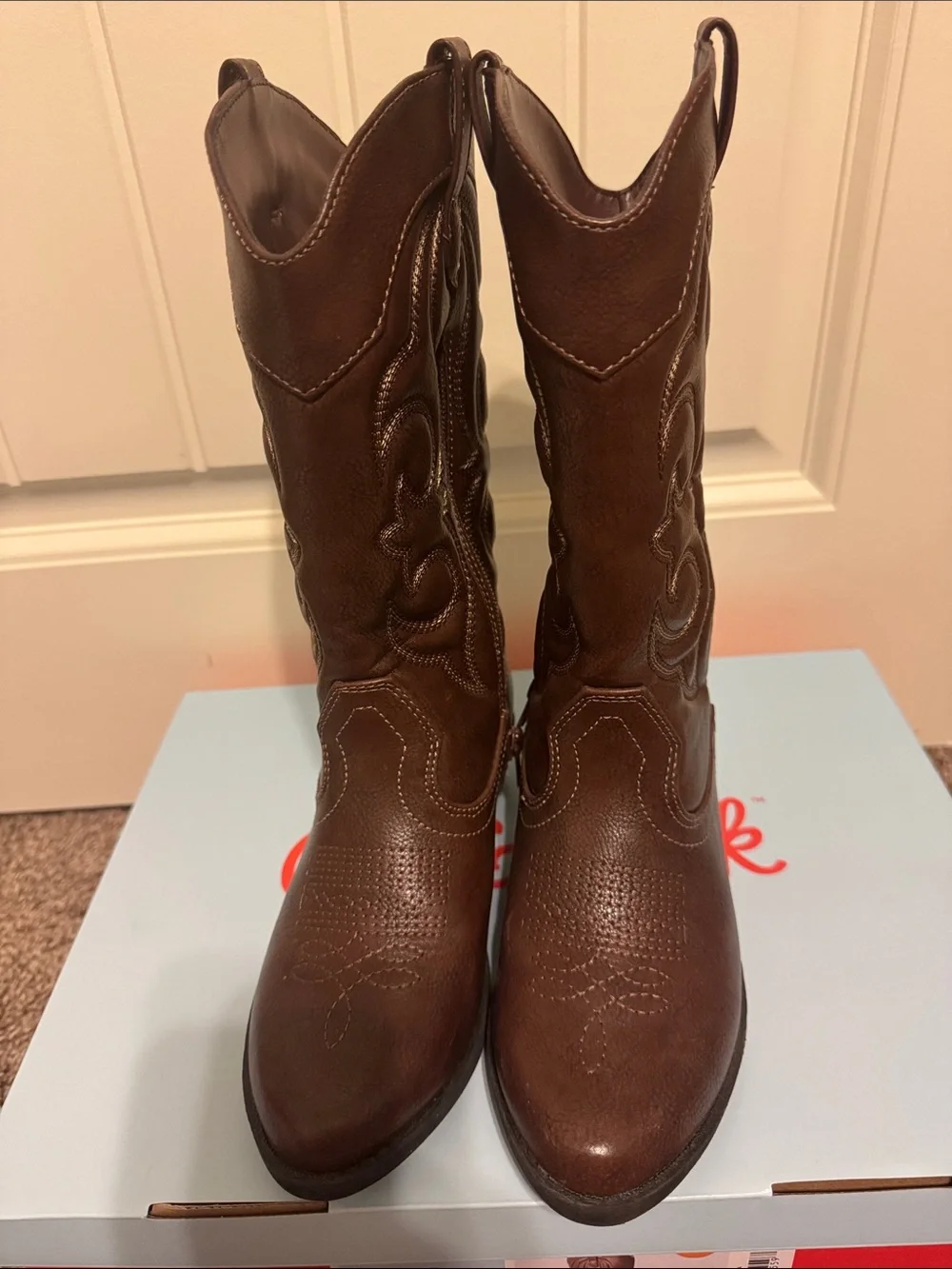 Brown Western Cowboy Boots for Girls - Classic Leather Style